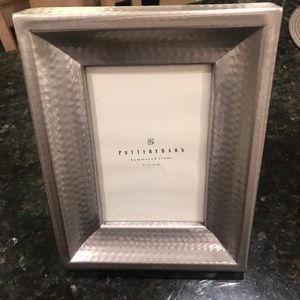 NWT- Pottery Barn 4x6 picture frame